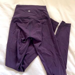 Lululemon Wunder Under 28” Size 2 deep purple